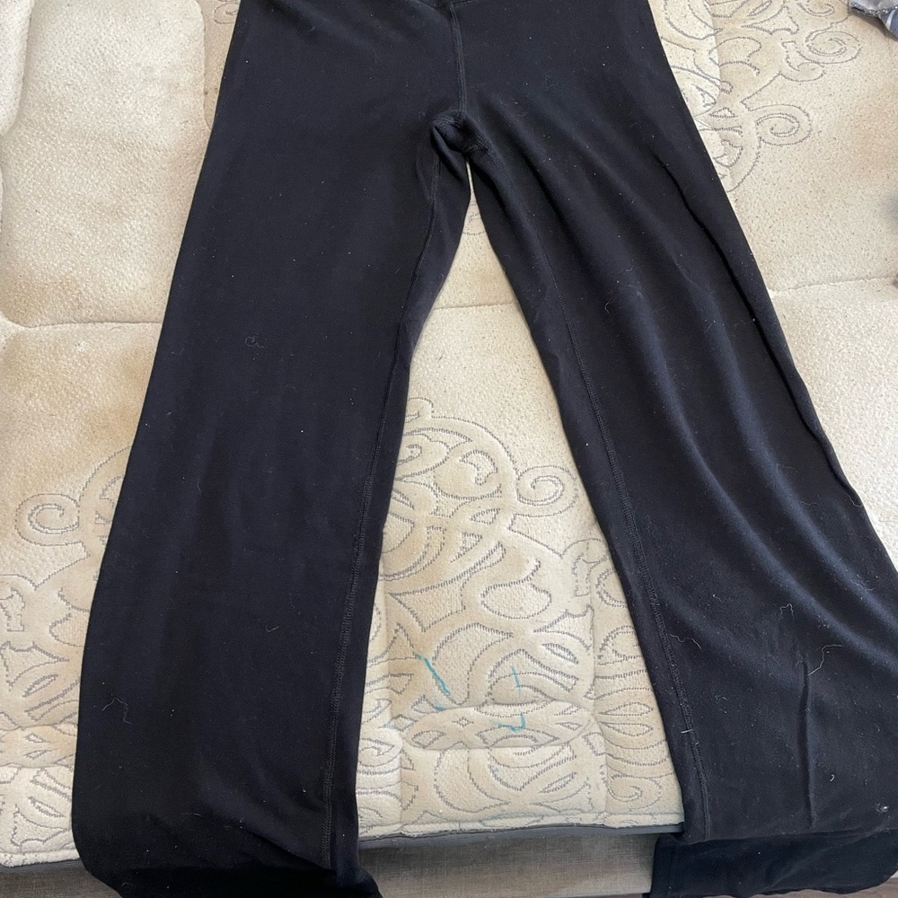 Black leggings